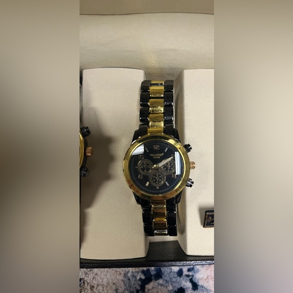 Velaccio Grande his & hers watch gift set. NEW. - Picture 4 of 5